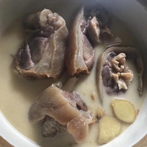豬蹄湯
