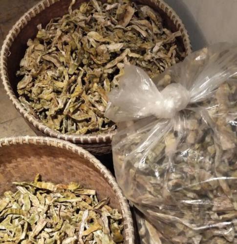 炭火烤筍干