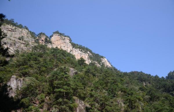 藍天高山
