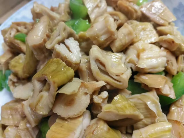辣椒炒筍干