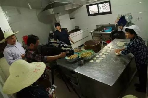 饅頭制作中