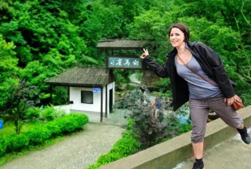 白馬崖登高