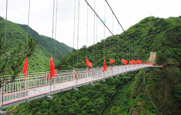 太湖源玻璃橋