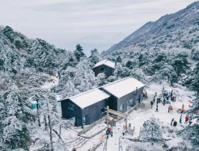 百丈嶺雪景
